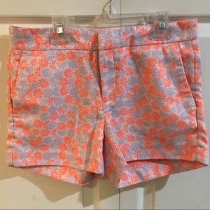 Banana Republic Patterned Shorts - size 4